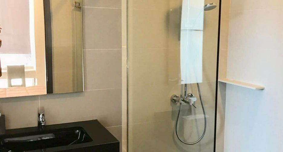Condo en venta y en alquiler de 1 habitaciones en Khlong Toei, Bangkok