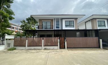 À vendre 4 chambres maison à Thanyaburi, Pathum Thani