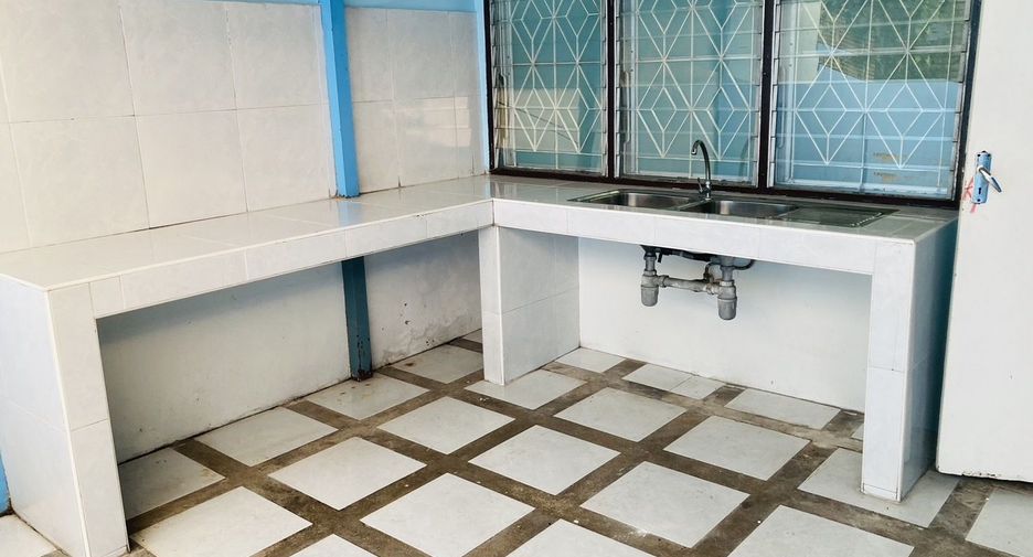 For sale and for rent 2 bedrooms townhouse in Pak Kret, Nonthaburi