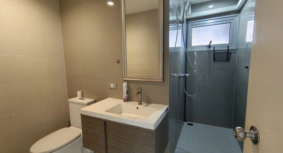 For rent 2 bedrooms condo in Pak Kret, Nonthaburi