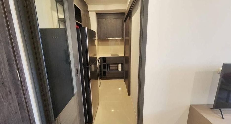For sale 1 bed condo in Huai Khwang, Bangkok