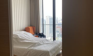 For sale 1 bed condo in Khlong Toei, Bangkok