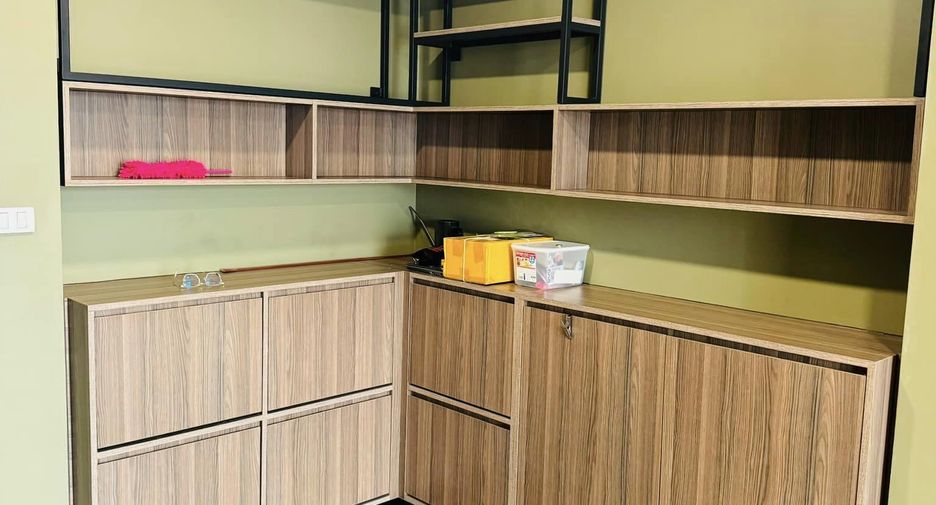 For sale 1 bed condo in Huai Khwang, Bangkok