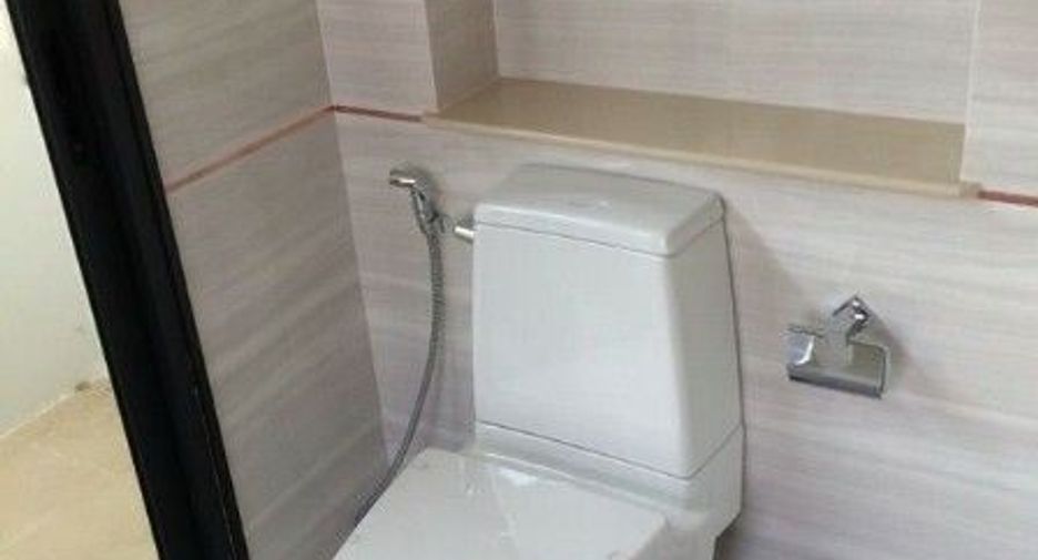For rent 4 bedrooms house in Mueang Nonthaburi, Nonthaburi