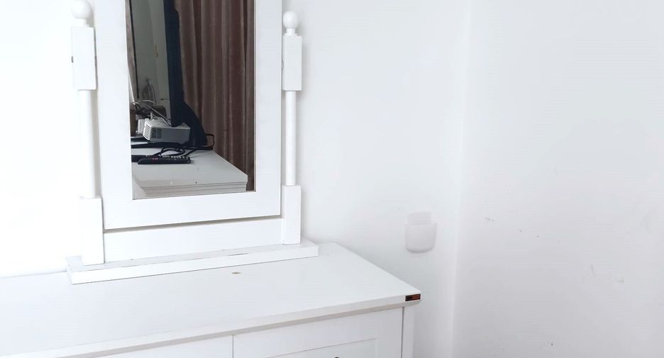 Casa adosada en venta de 4 habitaciones en Bang Kruai, Nonthaburi