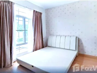 出售 4 卧室 联排别墅 在 Bang Kruai, Nonthaburi