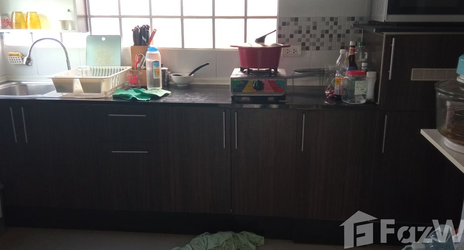 For sale 3 bedrooms house in Mueang Samut Sakhon, Samut Sakhon