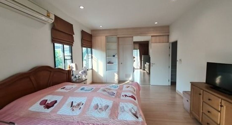 Продажа 4 спальни дом в Mueang Pathum Thani, Патумтани