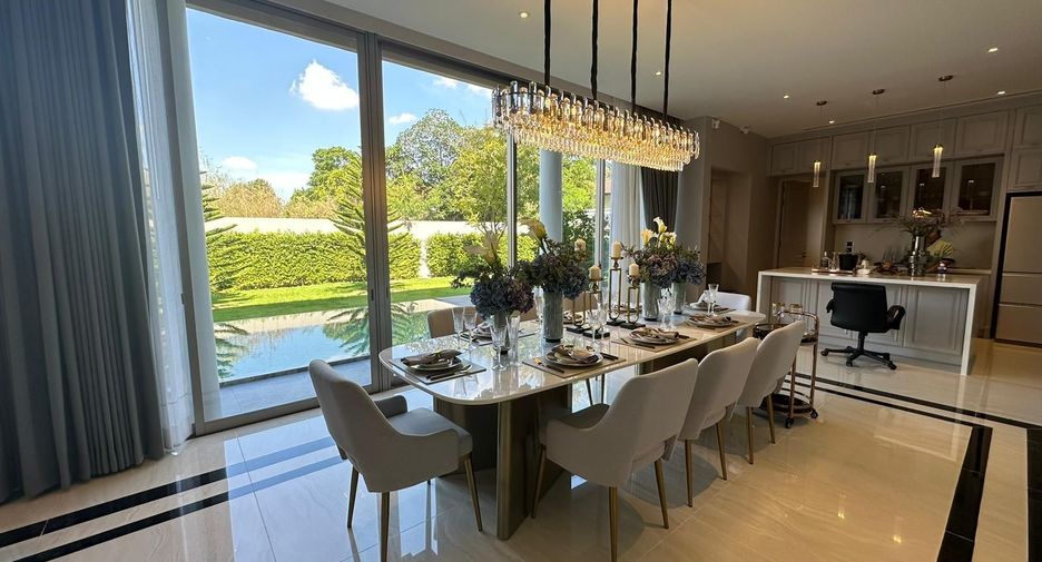 For sale 5 bedrooms house in Prawet, Bangkok