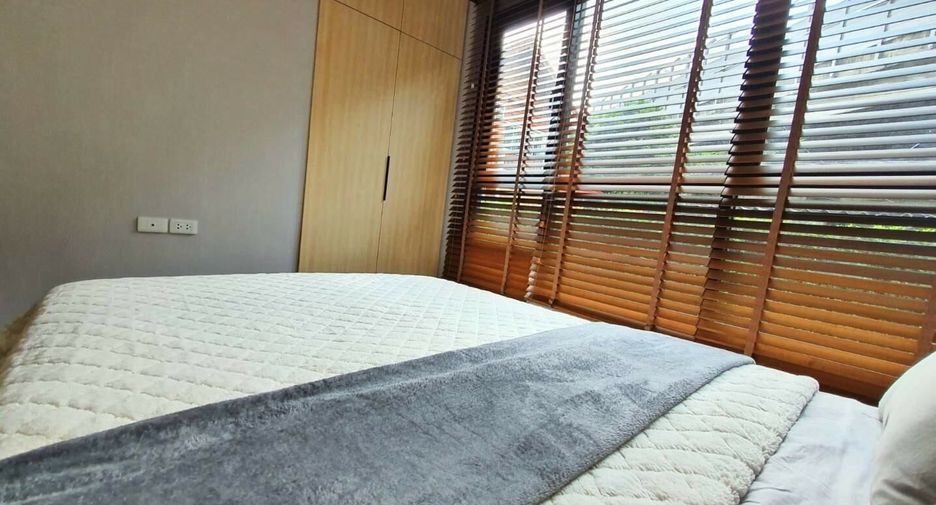 For sale 1 bed condo in Watthana, Bangkok