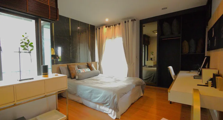 出售 和 出租 4 卧室 独立屋 在 Don Mueang, 曼谷