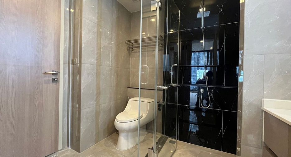 À vendre 1 chambre condo à Huai Khwang, Bangkok