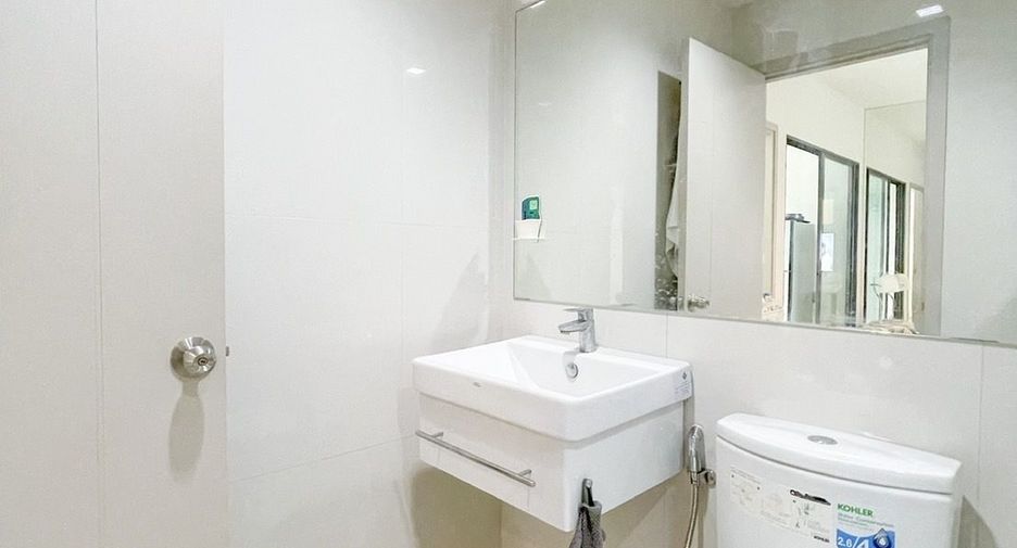 À vendre 1 chambre condo à Khlong Toei, Bangkok