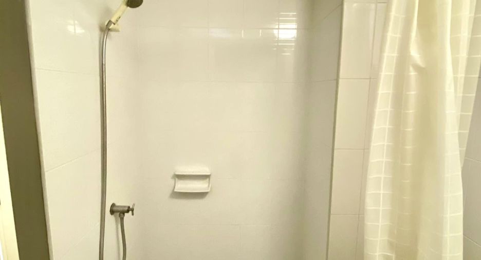 For sale 1 bed condo in Thanyaburi, Pathum Thani