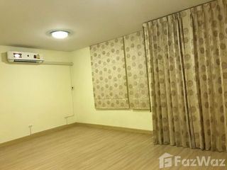 For sale and for rent 5 bedrooms townhouse in Saphan Sung, Bangkok