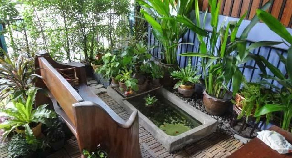 For sale 3 bedrooms townhouse in Mueang Pathum Thani, Pathum Thani