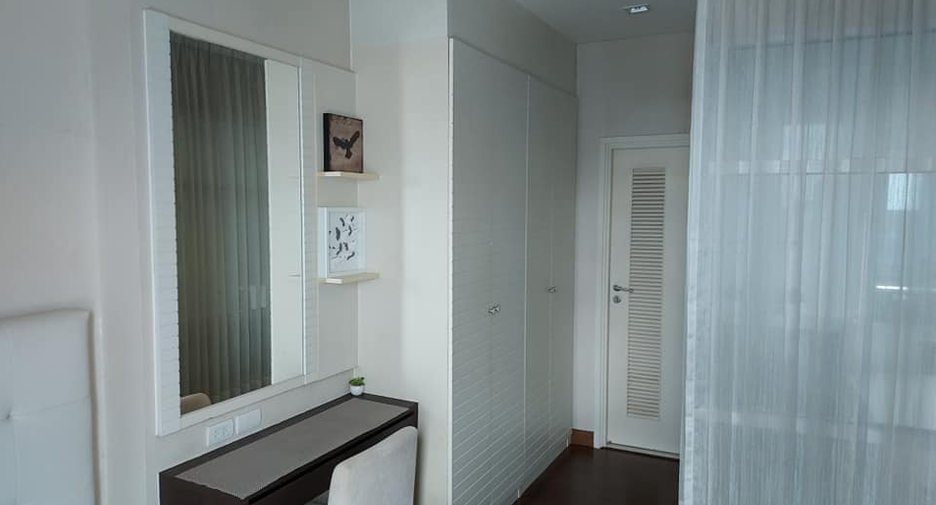 For sale 1 bed condo in Watthana, Bangkok