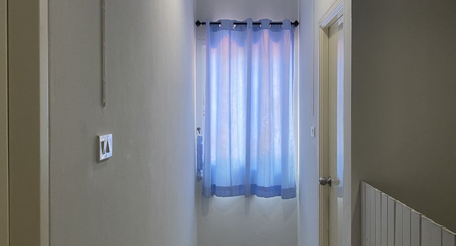 Reihenhaus zum Kauf mit 3 Zimmer in Mueang Nakhon Pathom, Nakhon Pathom