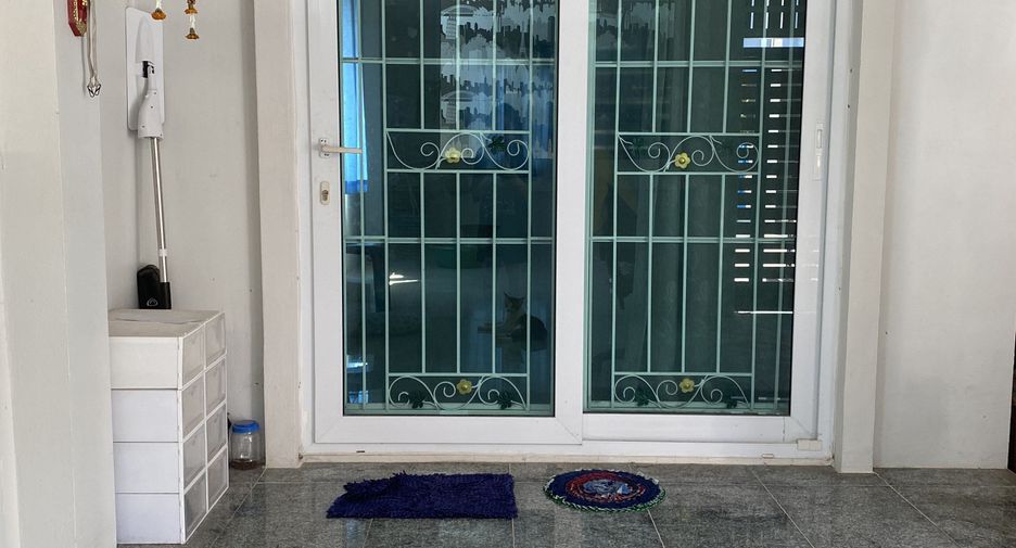 Reihenhaus zum Kauf mit 3 Zimmer in Mueang Nakhon Pathom, Nakhon Pathom