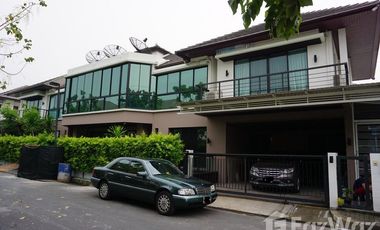 Haus zum Kauf mit 5 Zimmer in Prawet, Bangkok