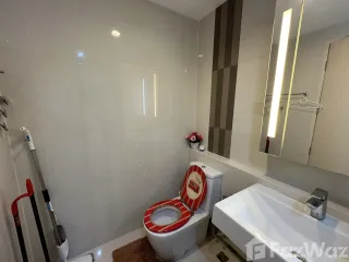 For sale 2 bedrooms condo in Phra Khanong, Bangkok