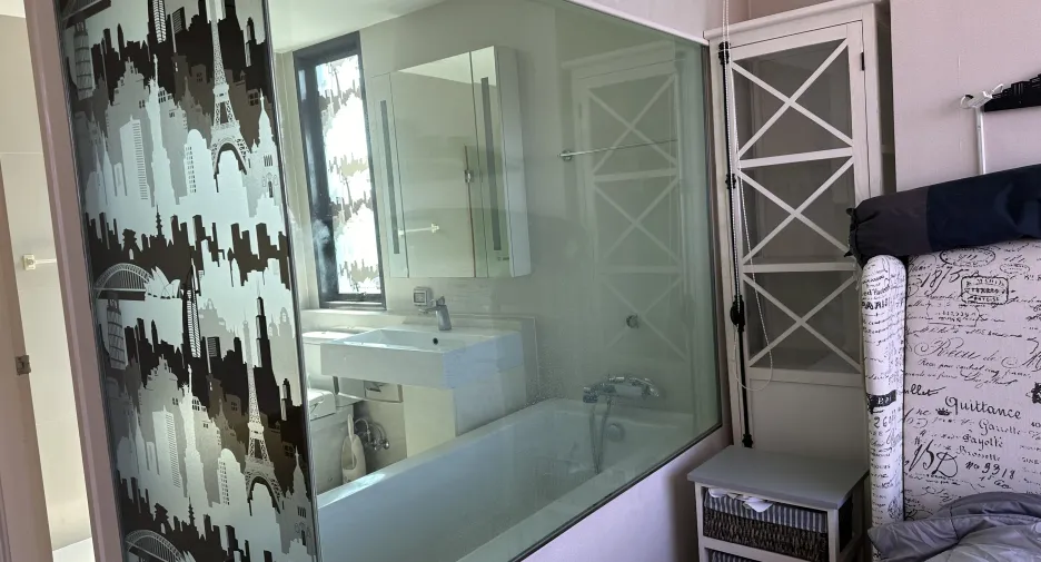 For sale 2 bedrooms condo in Phra Khanong, Bangkok