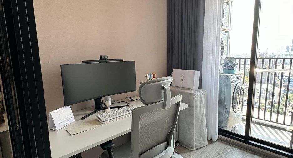 For sale 1 bed condo in Watthana, Bangkok