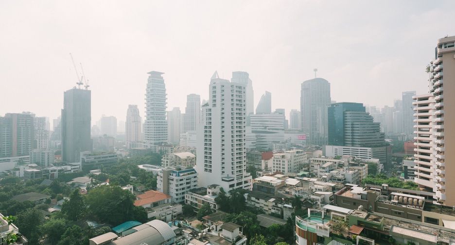 For rent and for sale 1 bed condo in Watthana, Bangkok