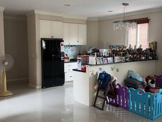 出售 3 卧室 独立屋 在 Thung Khru, 曼谷