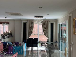 For sale 3 bedrooms house in Thung Khru, Bangkok