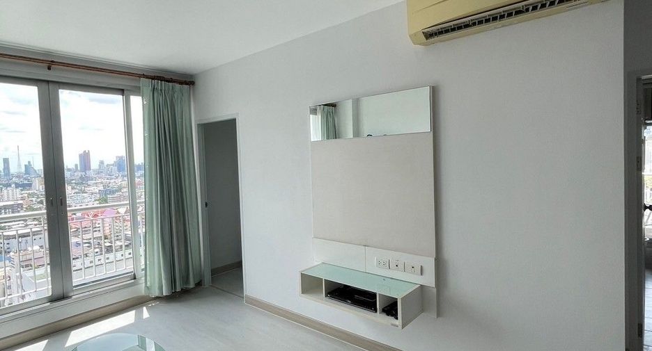 For sale 2 bedrooms condo in Huai Khwang, Bangkok