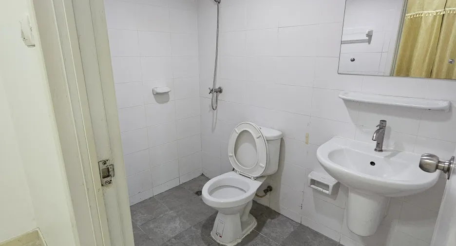For sale 3 bedrooms townhouse in Don Mueang, Bangkok