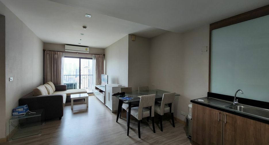 For sale 2 bedrooms condo in Khlong Toei, Bangkok