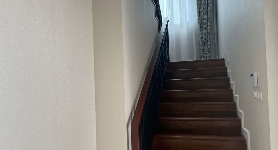Продажа 3 спальни дом в Пращет, Бангкок