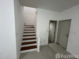 For sale 3 bedrooms townhouse in Bang Khun Thian, Bangkok