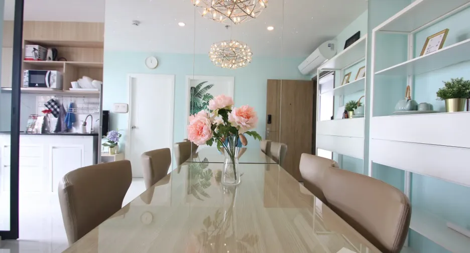 Condo en venta y en alquiler de 2 habitaciones en Bang Na, Bangkok