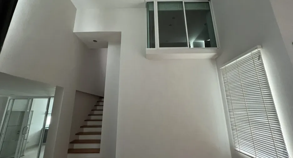 For rent and for sale 4 bedrooms house in Suan Luang, Bangkok