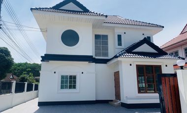 For sale 4 bedrooms house in Mueang Trat, Trat
