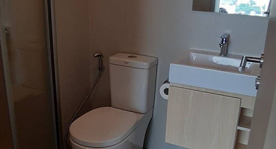 For sale 1 bed condo in Watthana, Bangkok