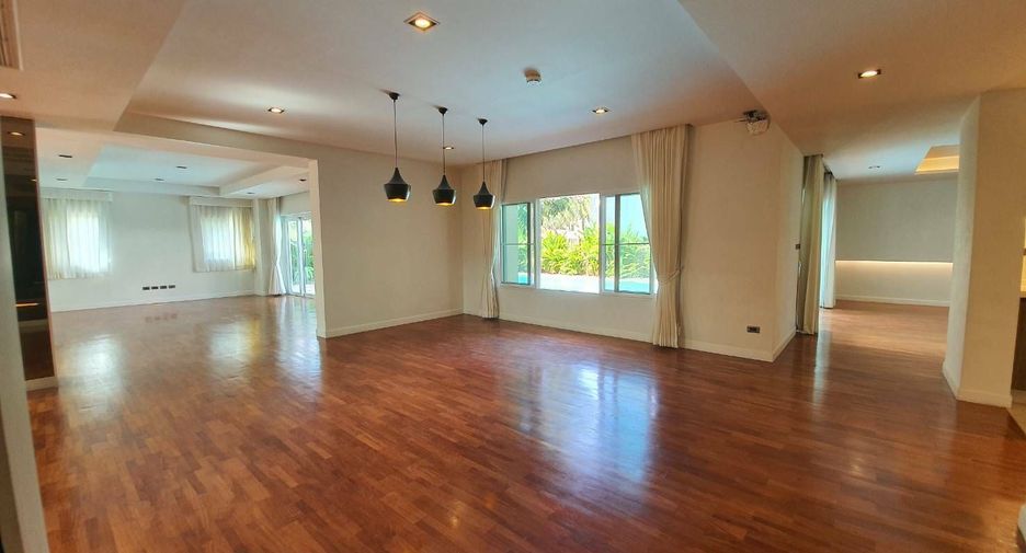 À vendre 5 chambres maison à Pak Kret, Nonthaburi