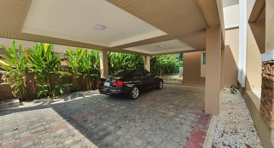 Casa en venta de 5 habitaciones en Pak Kret, Nonthaburi