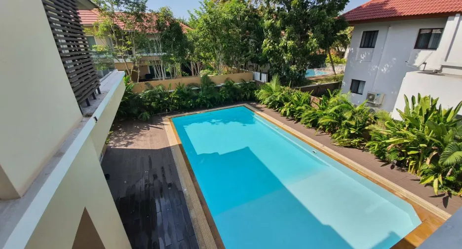 Casa en venta de 5 habitaciones en Pak Kret, Nonthaburi