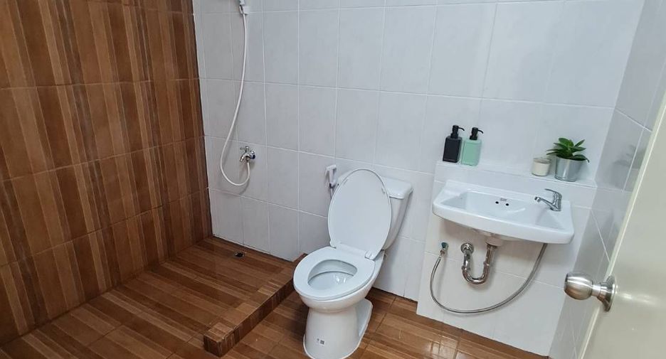À vendre 2 chambres maison de ville à Bang Bua Thong, Nonthaburi