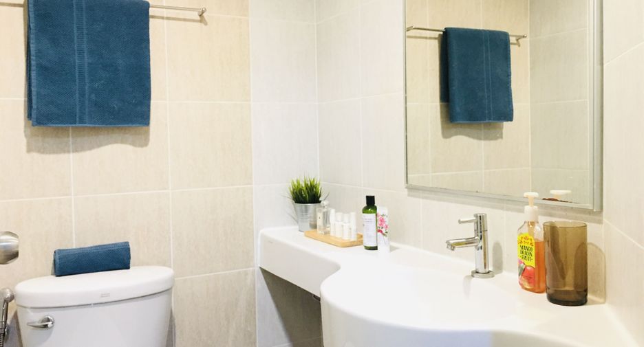 For sale 1 bed condo in Suan Luang, Bangkok