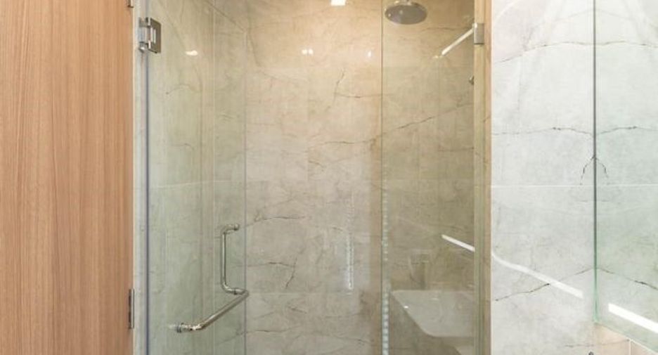 For sale 1 bed condo in Watthana, Bangkok