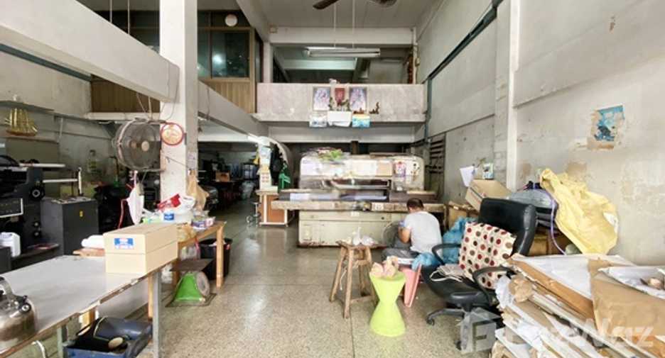 出售 5 卧室 商业空间 在 Mueang Nonthaburi, Nonthaburi