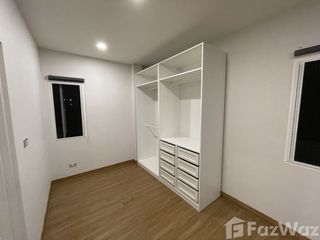 Haus zum Kauf mit 4 Zimmer in Sai Mai, Bangkok