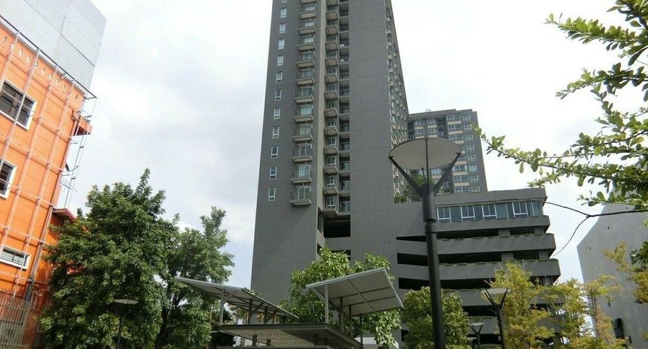 For sale 2 bedrooms condo in Mueang Nonthaburi, Nonthaburi