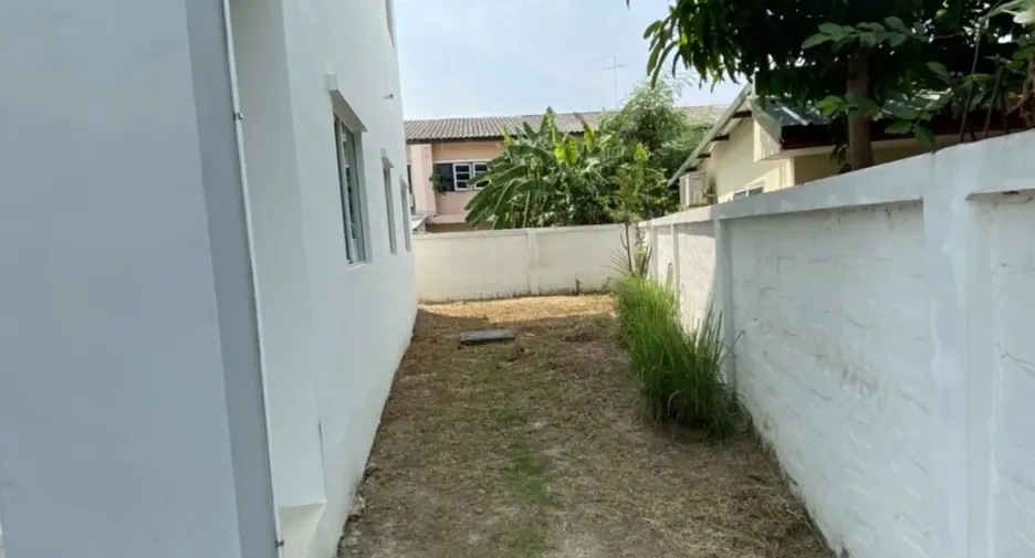 Haus zum Kauf mit 3 Zimmer in Pak Kret, Nonthaburi