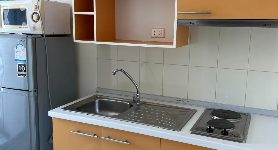 Wohnung zum Kauf mit 1 Zimmer in Khlong Toei, Bangkok